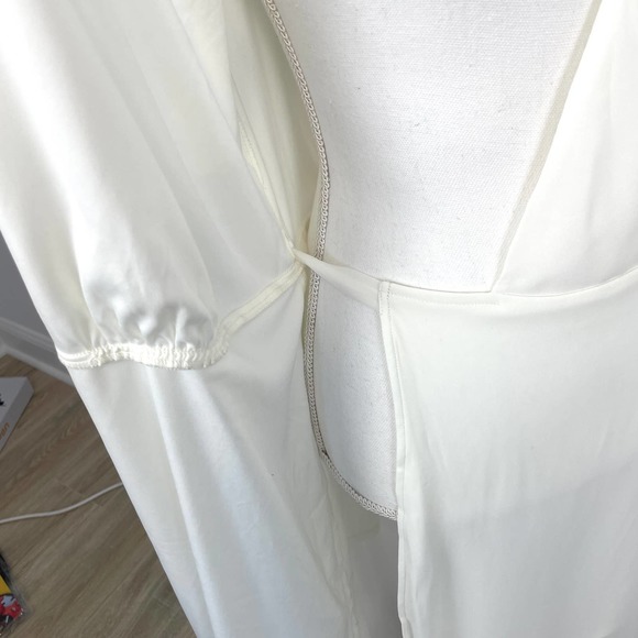 Show Me Your Mumu White Sophia Wrap Dress Size Medium New - Picture 6 of 16